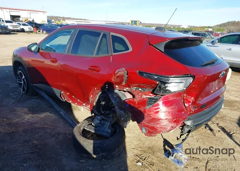 2024 Chevrolet Trax Fwd 1Rs z USA, uszkodzony, nr VIN KL77LGE27RC019145